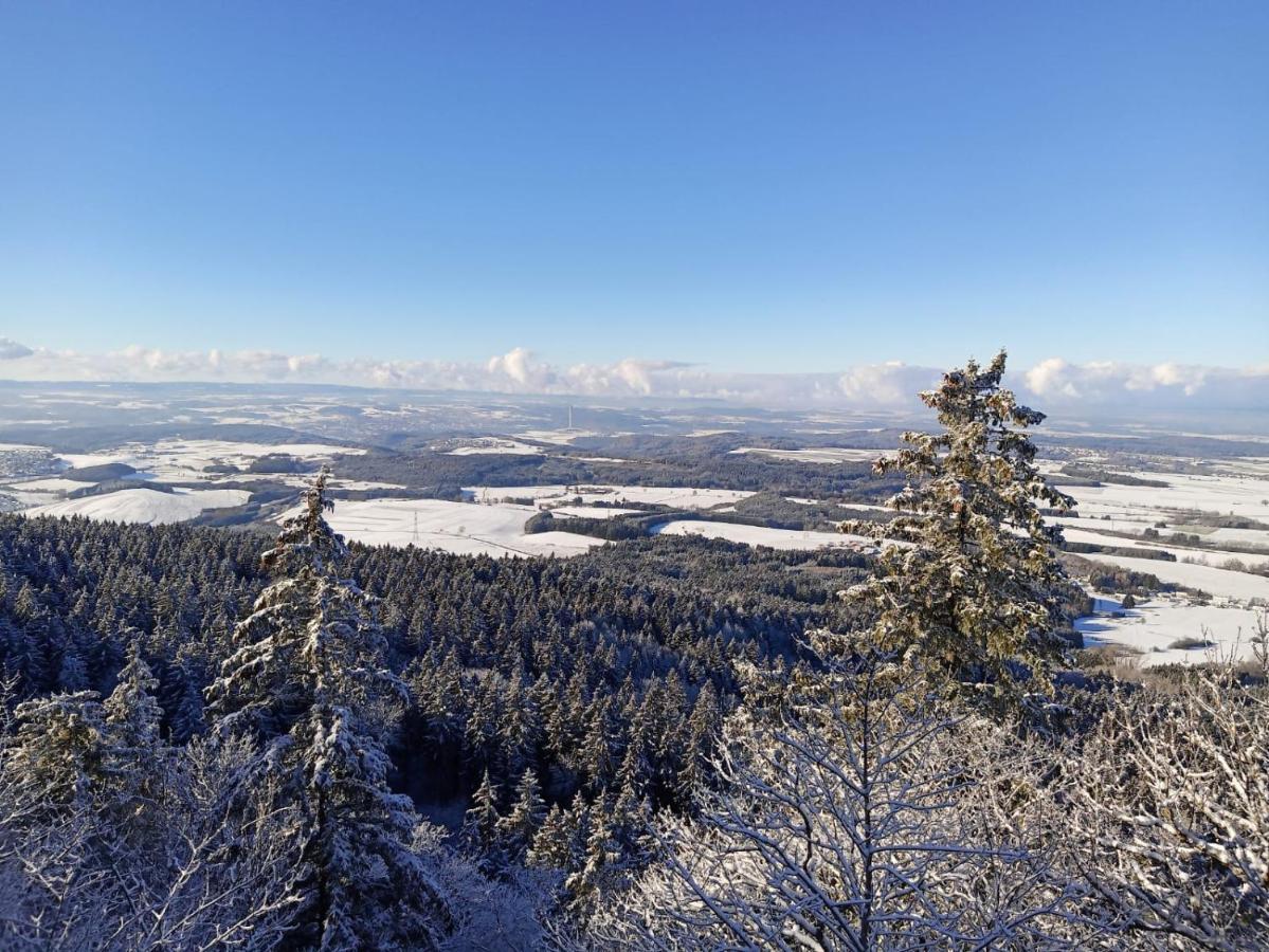 Fewo Mit Tollem Ausblick Auf Der Schwaebischen Alb. Wehingen Luaran gambar